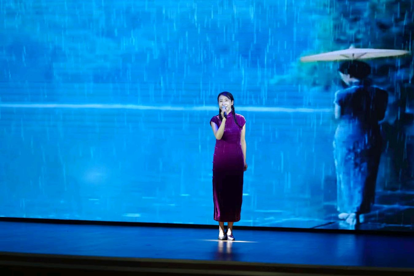 红棉花开 诗韵千载——容山中学第十一届红棉艺术节经典朗诵会圆满落幕（图6）