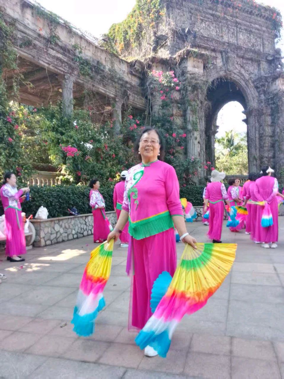 一念春风起，一念十里妆，一春一清浅，一念一安然。愿这一季春暖花开，相约十里河长（图17）