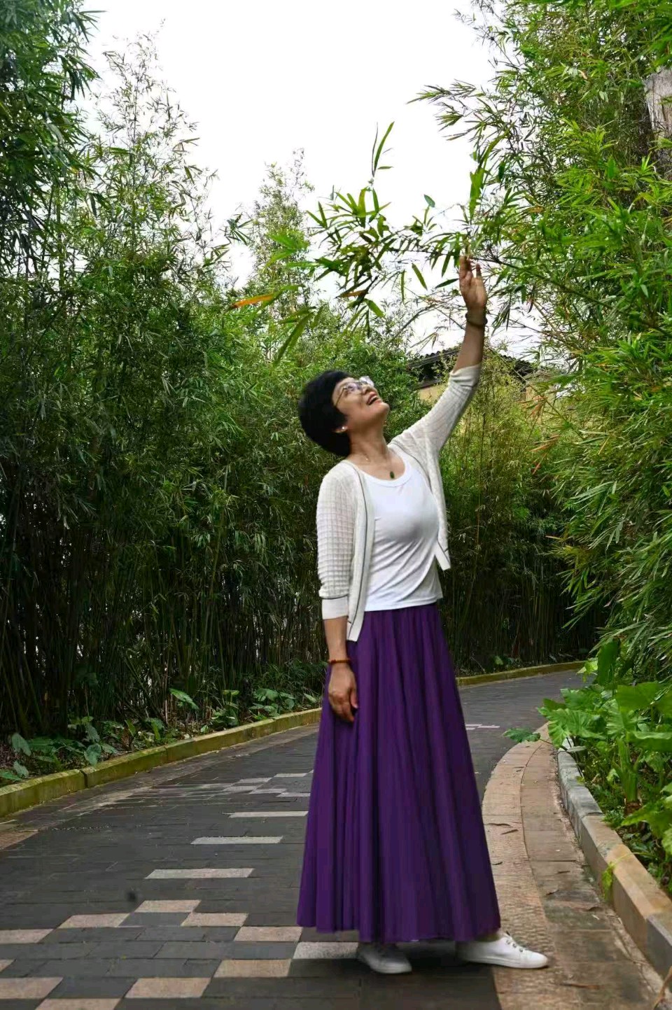 一念春风起，一念十里妆，一春一清浅，一念一安然。愿这一季春暖花开，相约十里河长（图28）