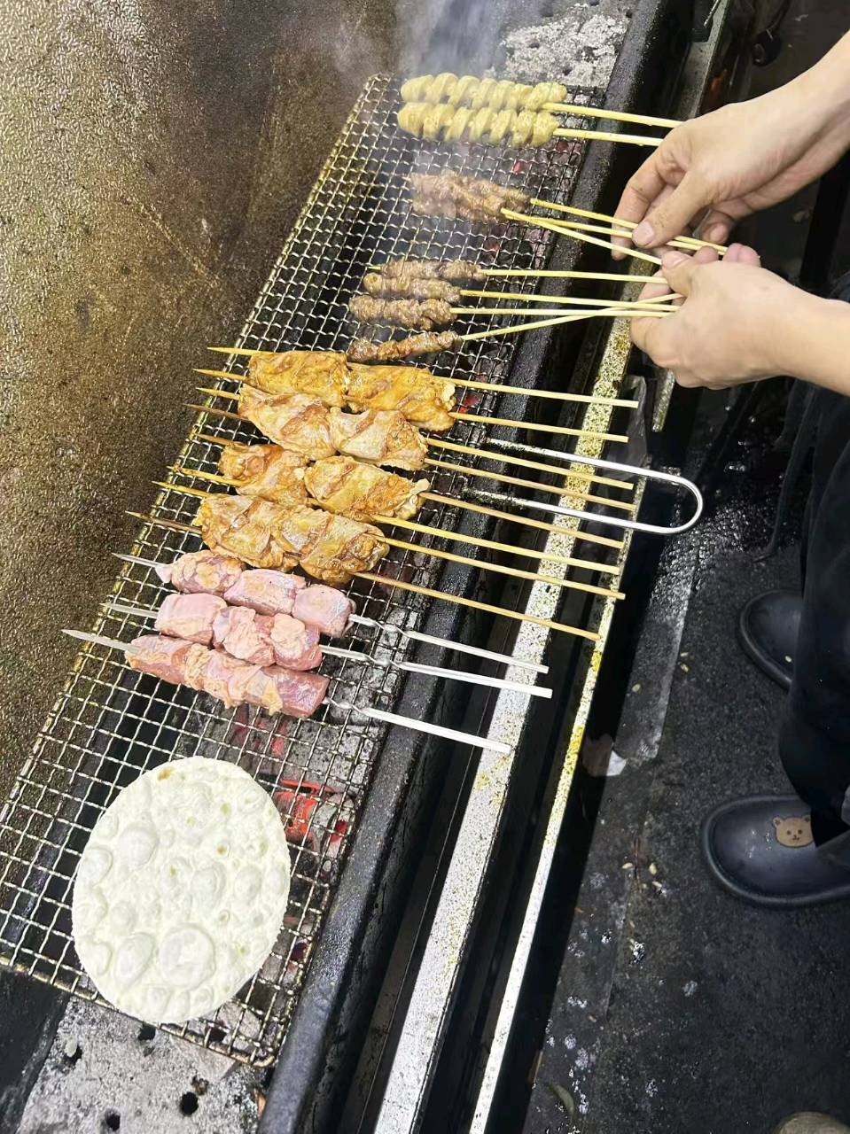 《北京头条》分享（湖北）优秀诗人胡清普先生《走进烧烤店》请欣赏（图6）