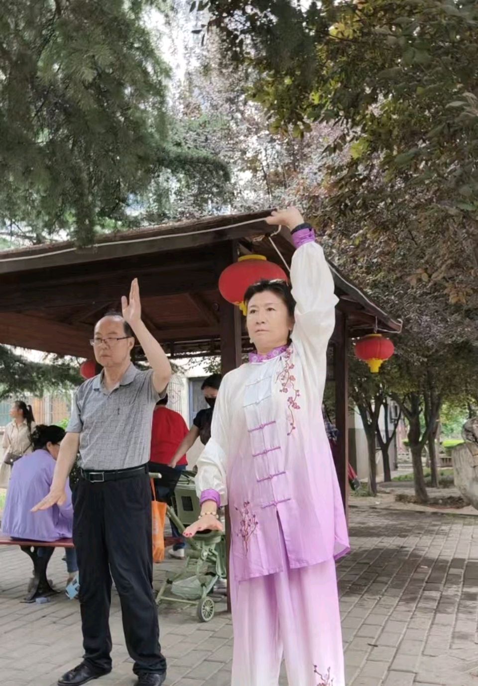 【纪实散文】 你是我心中一尊佛 ——写给我的太极教练贾玲老师！文/吕海波（陕西咸阳）（图5）