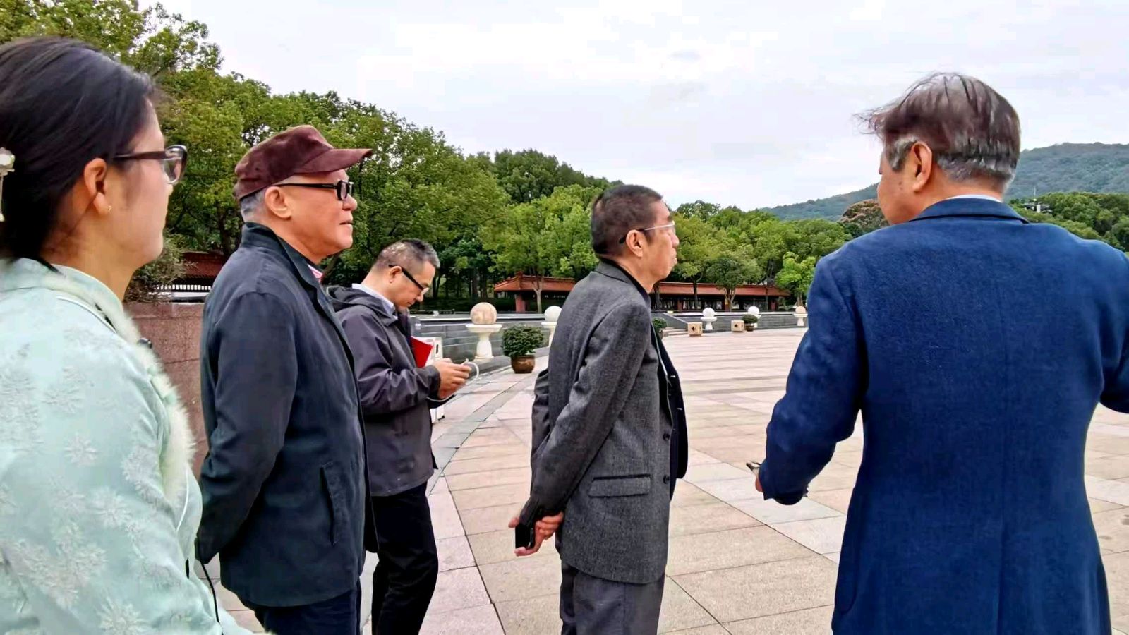 🇨🇳【中国诗人】第1326篇（名家风采）≈旅游泰斗小安颂≈ // 作者: 李桂琴（图4）