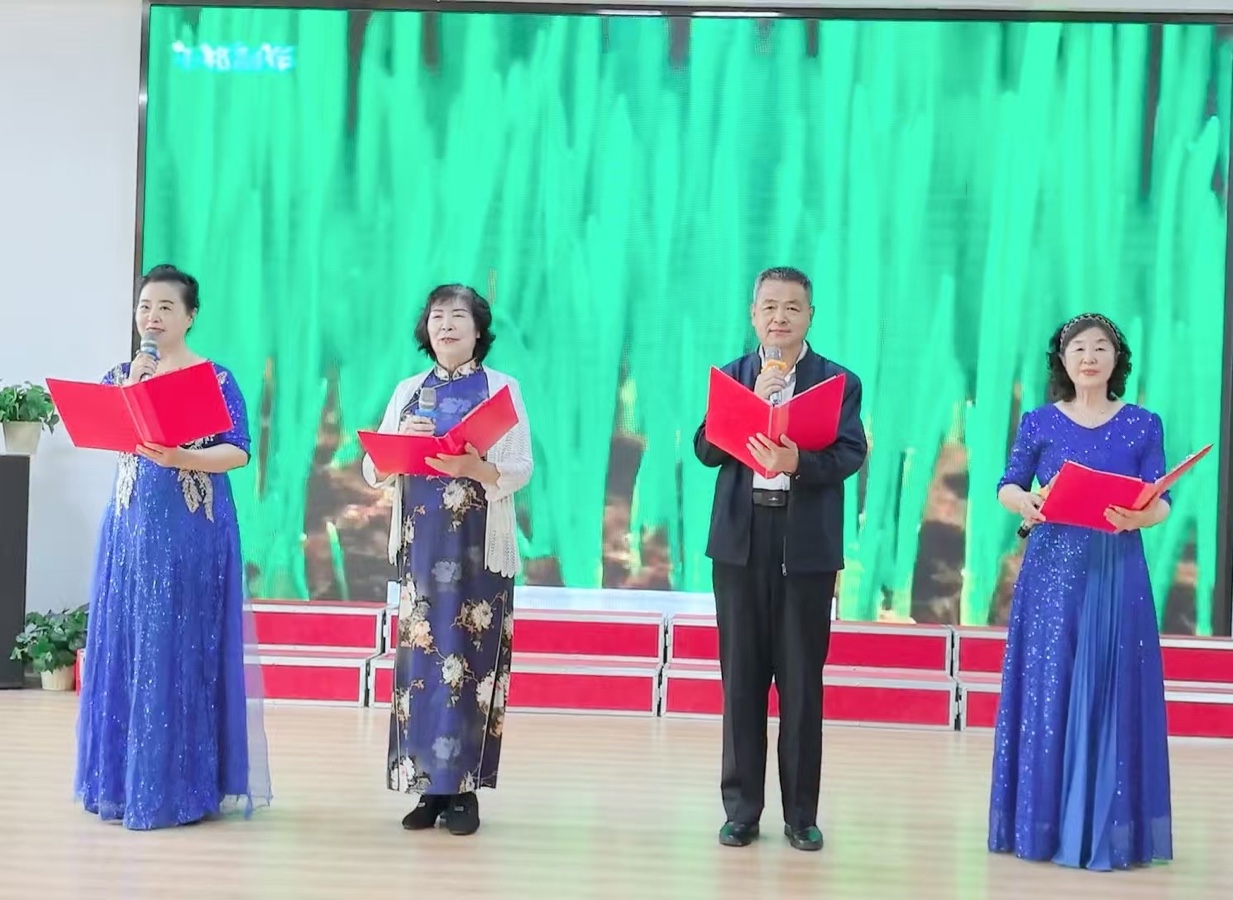 句句颂春思故人，声声皆是爱诵情——松安朗诵团朗诵会纪实，作者，金子（图6）