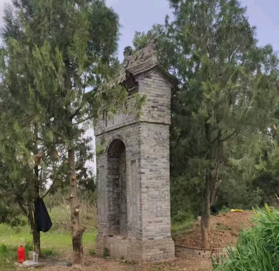 【七律】《清明归乡祭祀圆墓》作者: 强天政/陕西宝鸡·2026年4月4日（图4）