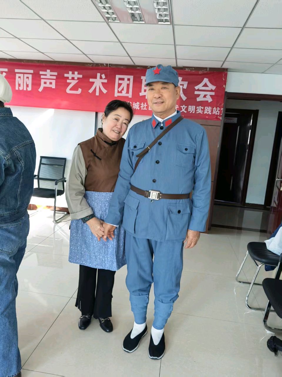 【都市头条向幸福出发编辑部】第15444期 岁月淬炼的生命诗篇——赞王玉峰同志 文 如月 主播 玥言（图21）