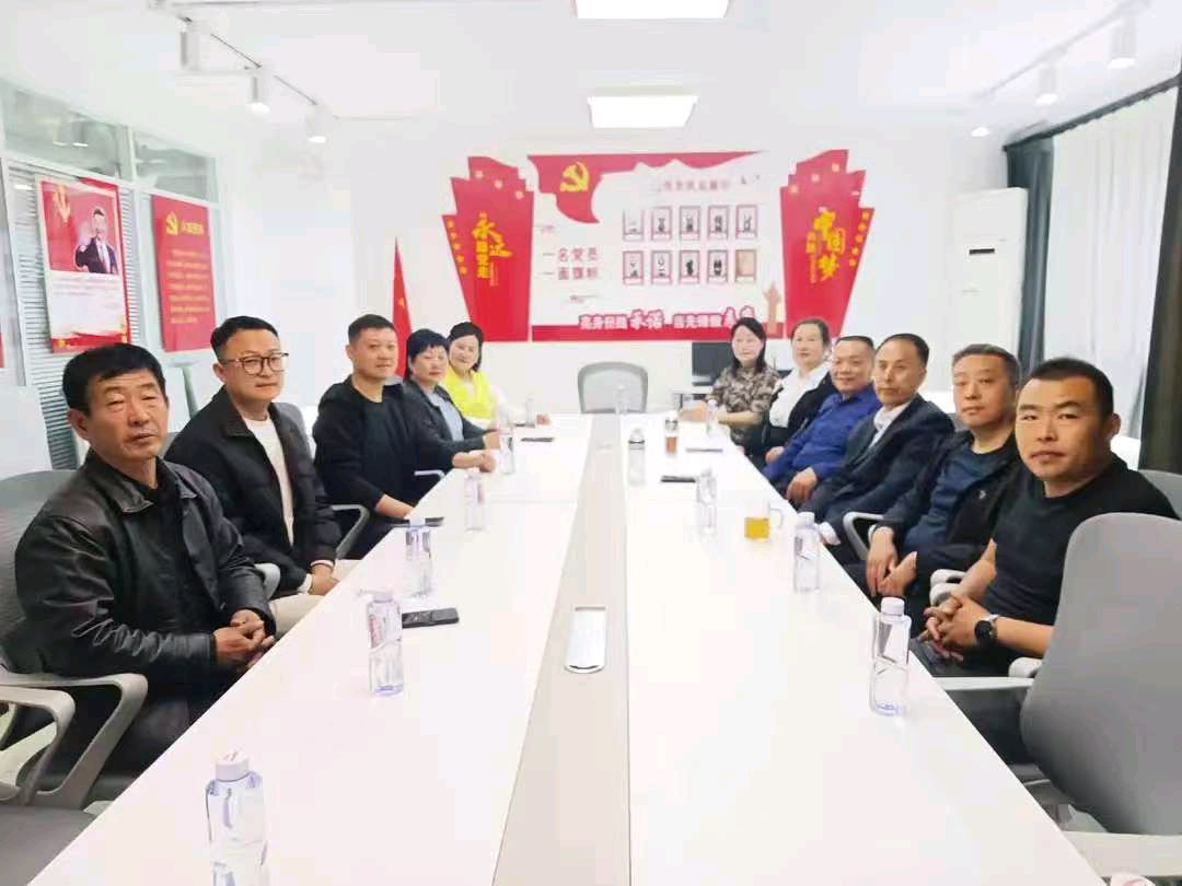 临沂市志愿服务联合会退役军人服务专委会缅怀英烈不忘初心座谈会举行
