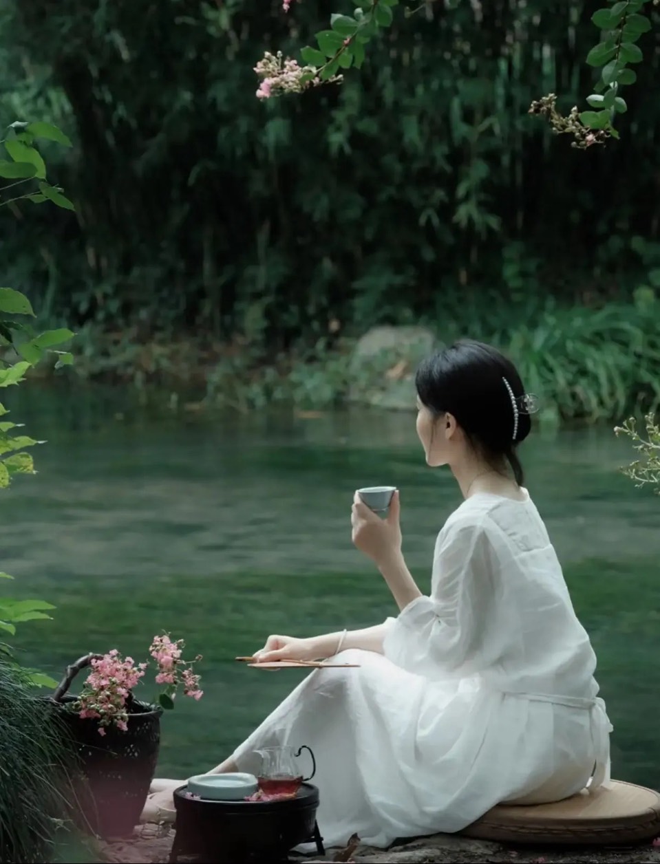 ［巾帼诗人］雨落心尘浅笑安然//文/雨佳（图2）