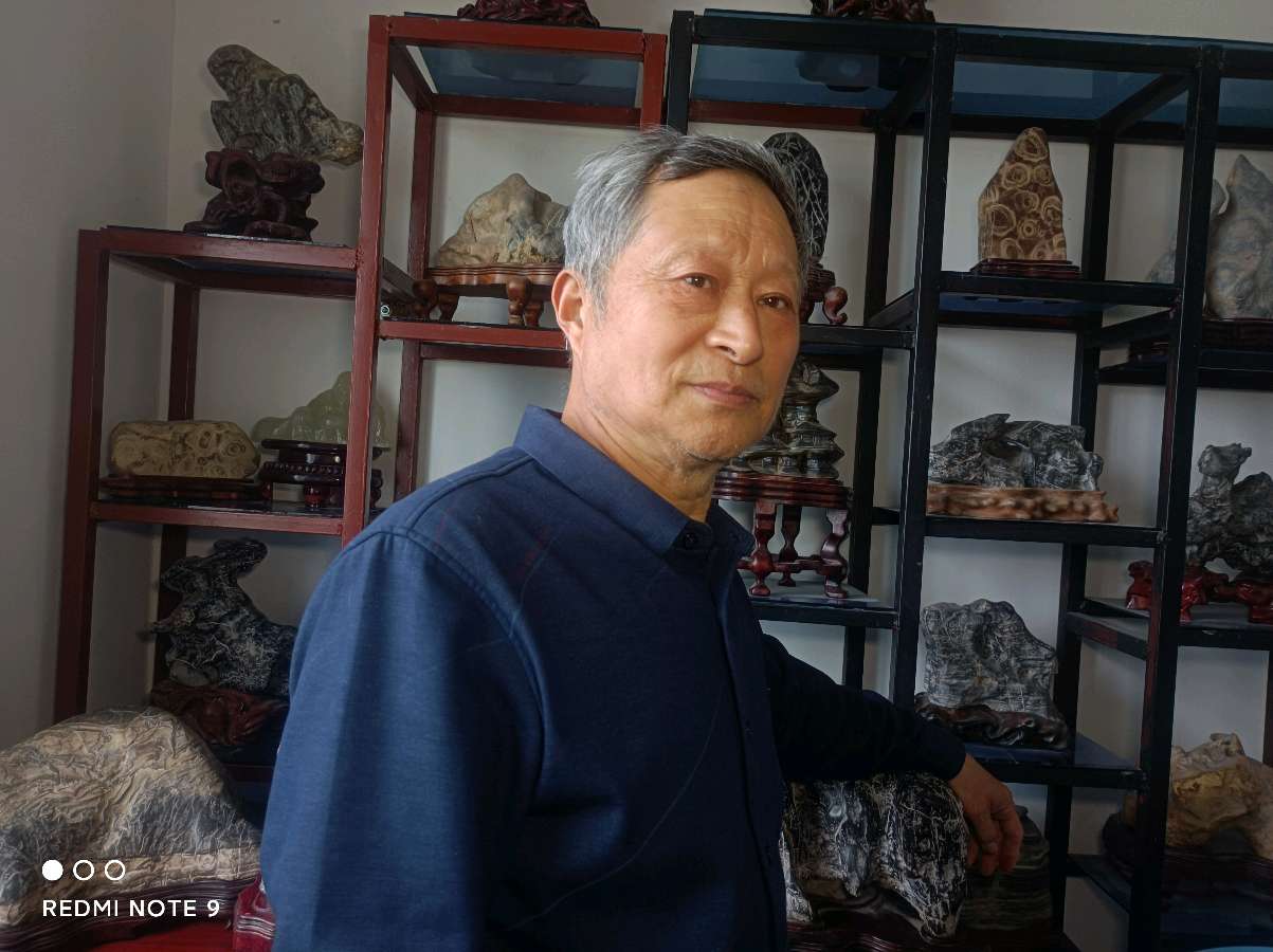 笔墨承初心 丹青写人生（图2）