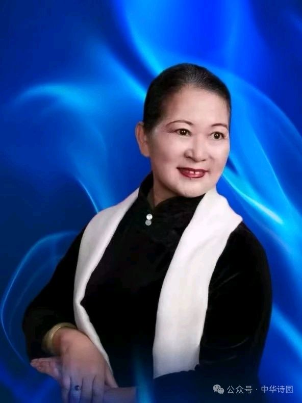 【荣耀中国】文学社*现代诗·时光里的相逢 作者/张俊侠（依然）诵读/春风十里（图3）