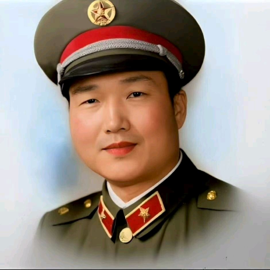 【故乡情怀•美诗鉴赏】张富贵：故土情深 诗韵悠长——读《红河岸边有家园》组诗赏析点评（散文）及柳栓荣作品原王*北京头条•西安头条•都市头条发布！（图16）