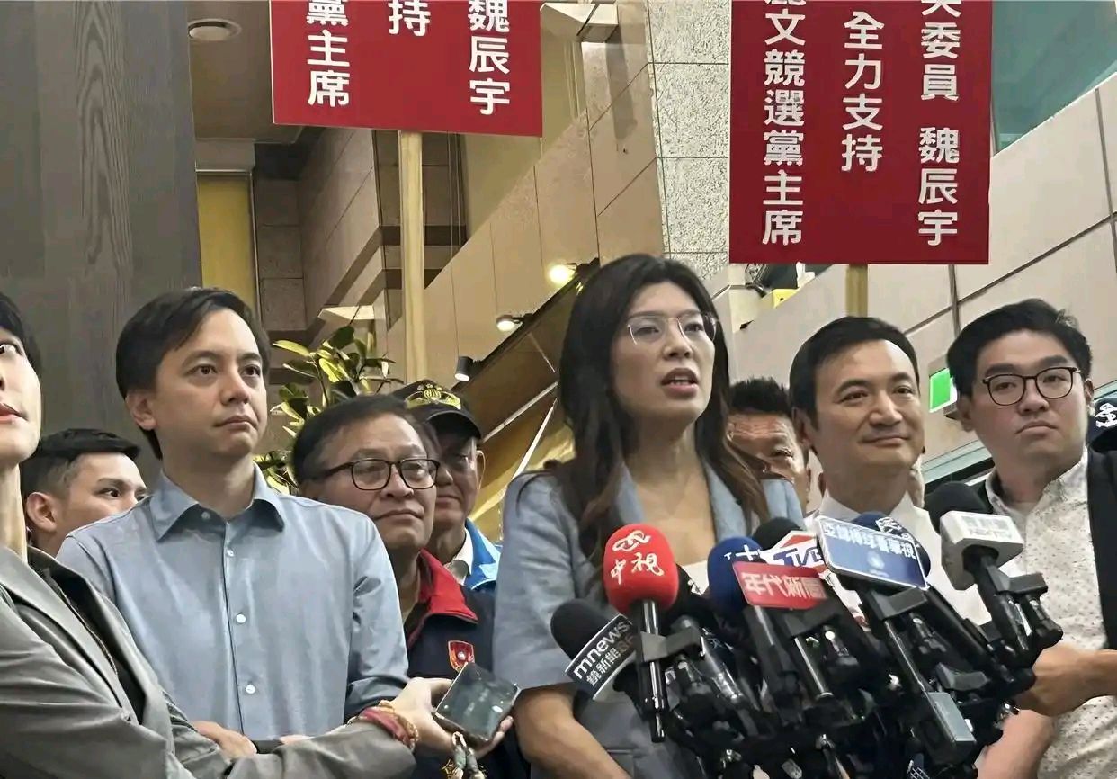 新诗潮Ⅱ春汛的第七条航道一一赞郑丽文和平之旅（图4）