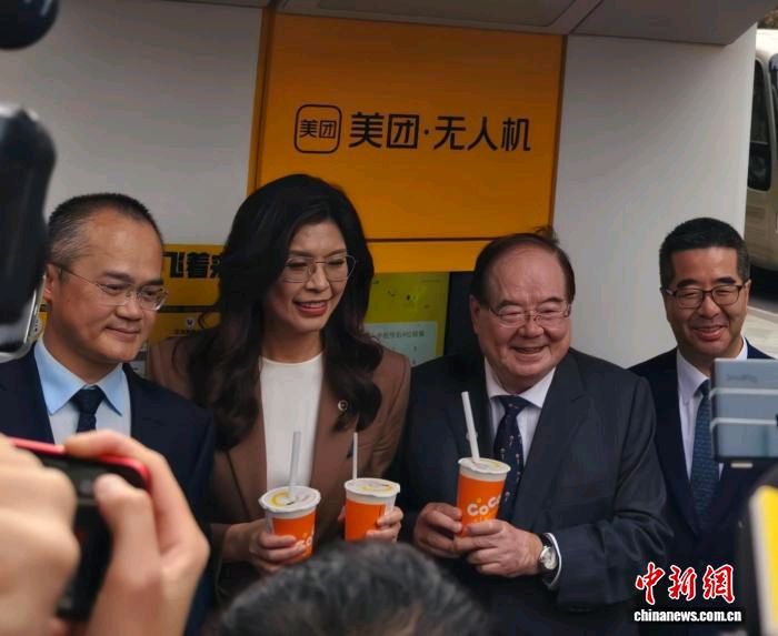 郑丽文访陆（图11）