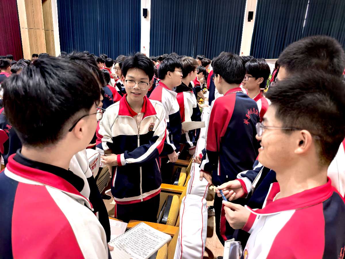 明远高中高快作文之星（7）陶冉冉：天降大任于斯，以担任助成长（图2）