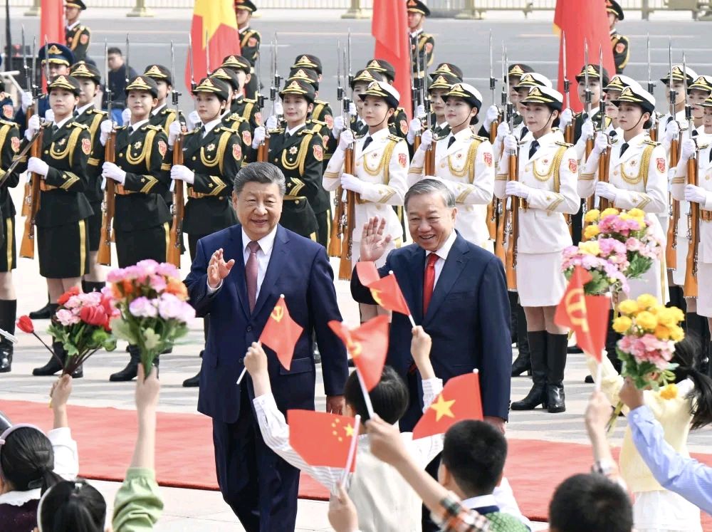 🇨🇳【思归客诗词学会】NO：5395（名家风采）李文兵每日特刊（双语版）（图9）