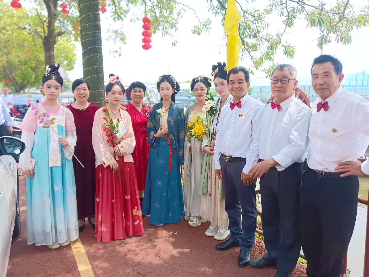 九峰叠翠咏上巳（二、三、四）李宣财（福建）（图39）