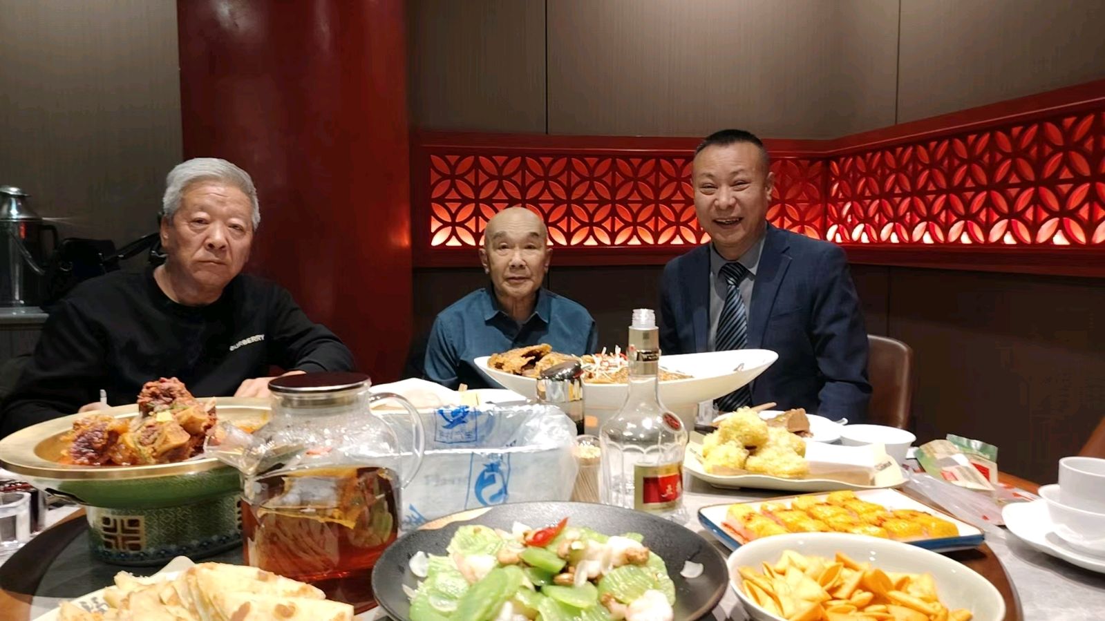 《西江月：父亲与他的二个弟弟相聚有感》词/王巧英——内蒙古诗人