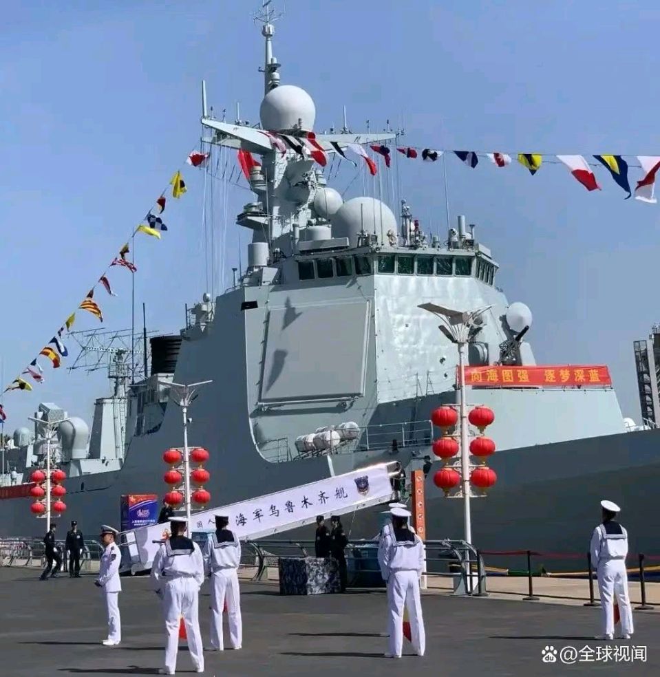 热烈祝贺中国人民海军成立七十七周年（图2）