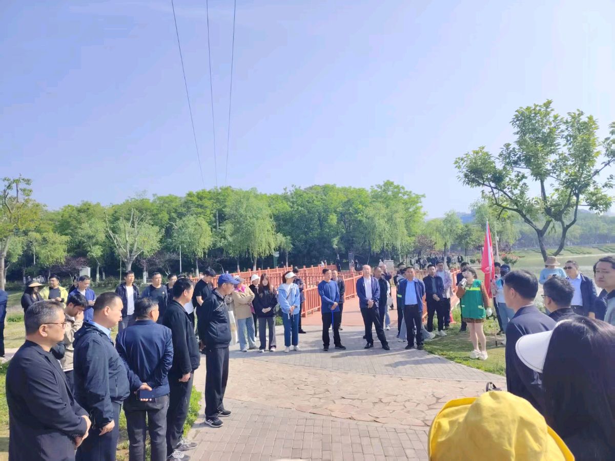 平顶山举办城市更新背景下生态提质观摩活动 70余名园林人共探城市发展新路径（图2）