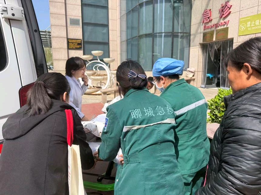 生命时速｜高危孕妇穿透性胎盘植入伴大出血 聊城市东昌府区妇幼保健院精准施治转危为安（图2）