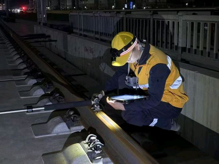 「两个主题学习教育心得体会」之九‖以榜样为旗 赓续长征血脉 严守钢轨安全关口——两个主题教育学习心得（图6）