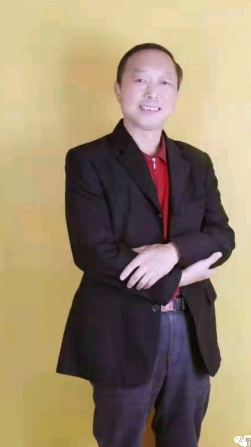 《九江文学社：北京头条》优秀诗人杨学是（学士）精彩诗歌欣赏：好想问问你——致敬“五一”劳动节里的每一个平凡的奋斗者（图5）
