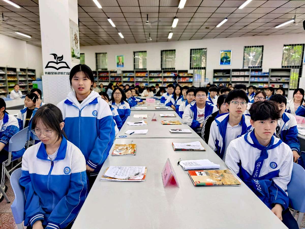 成都师院德阳高中高快作文之星（4）李梓琪：怀创新之志，行脚下之路（图4）