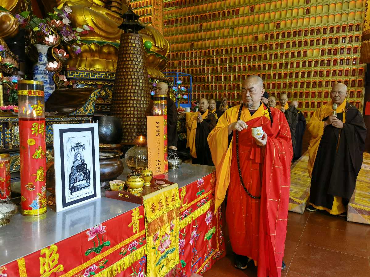 天台宗108岁高僧圆山长老圆寂 岳阳圣安寺设坛诵经追思