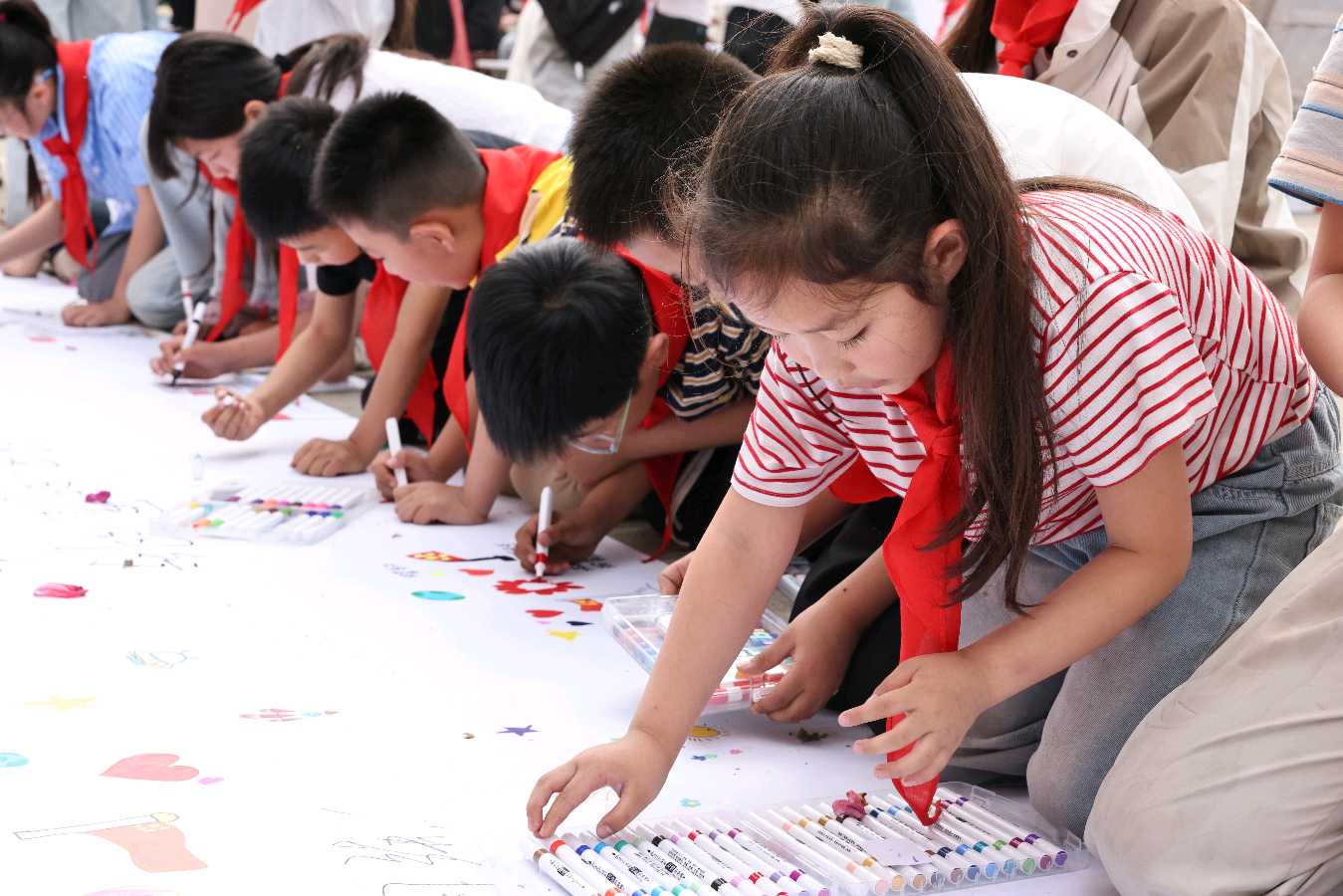 情暖校园大爱无疆 爱心助学逐梦前行——郑州三明76团队走进鲁山县琴台第四小学开展心连心公益捐赠活动（图7）