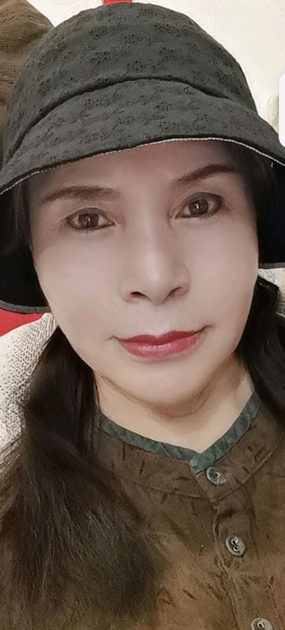原创：小诗文一首《涅槃成凰凌空翔》作者：慕夏卿卿赋/诗文/编辑制作：烟雨蒙蒙(牡丹江都市头条主编)