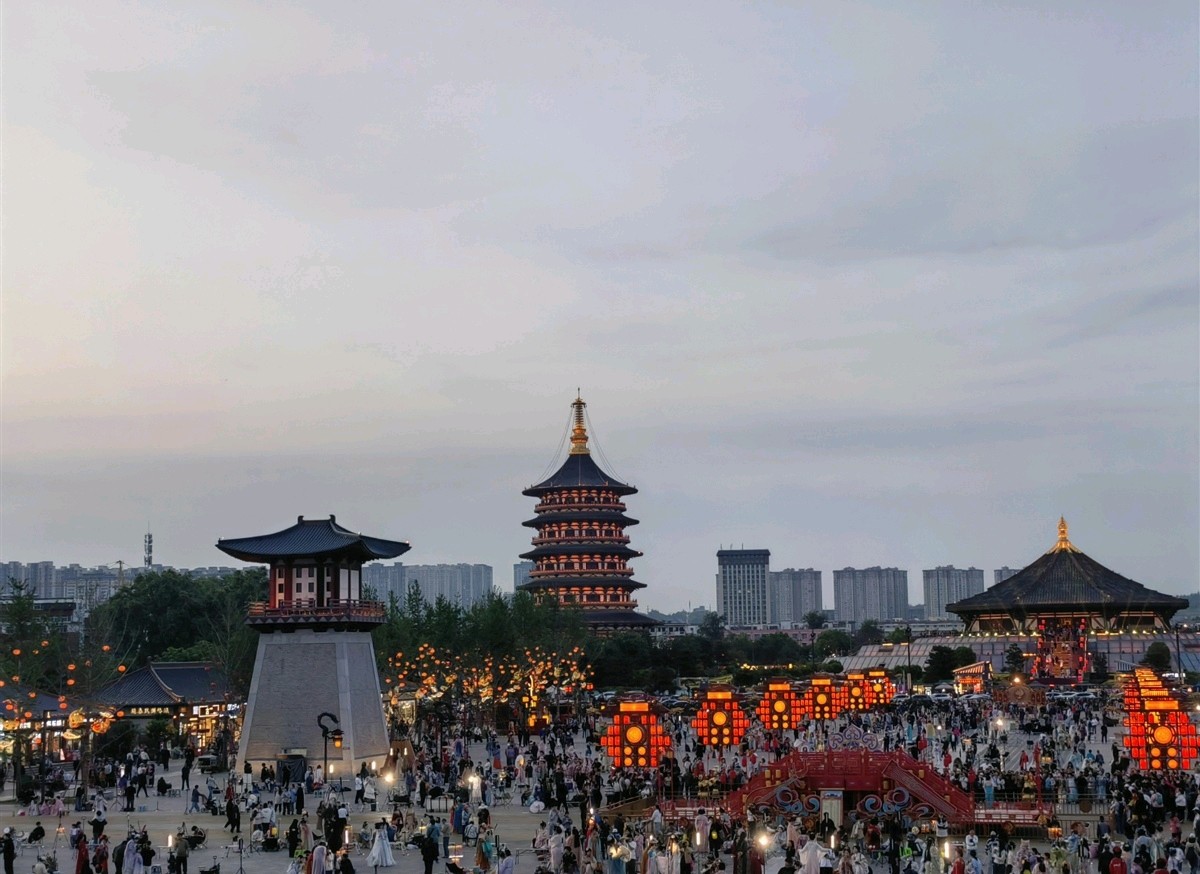 满庭芳 . 隋唐应天门/江冲（图16）