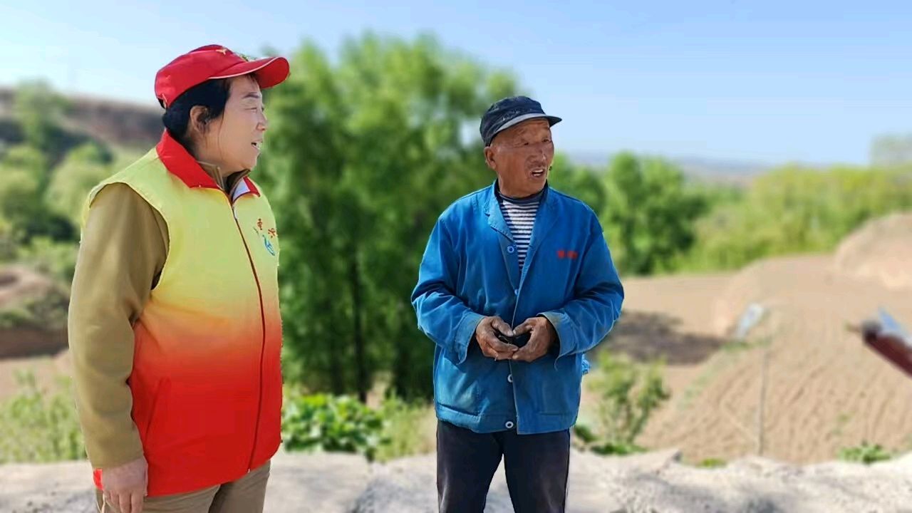 走村入户访养殖 宣讲助力产业兴（图3）
