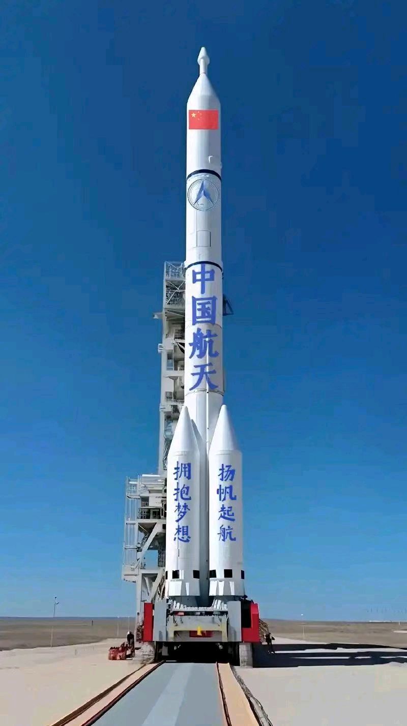 热烈祝贺天舟十号货运飞船发射圆满成功/作者：戴建中（图6）