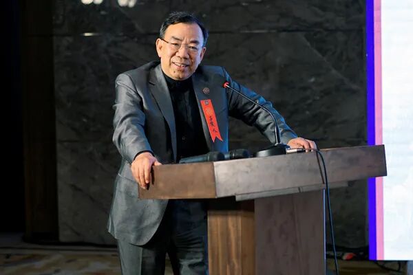 清华人文学院校友会理事会成立大会暨“文故知新”校友论坛举行-清华校友总会