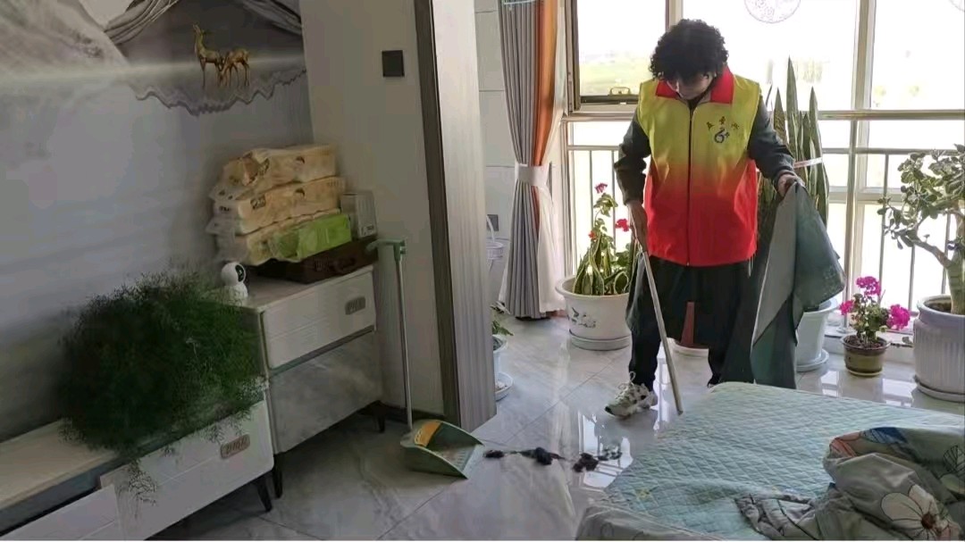 志愿温情暖人心 爱心服务传真情（图2）