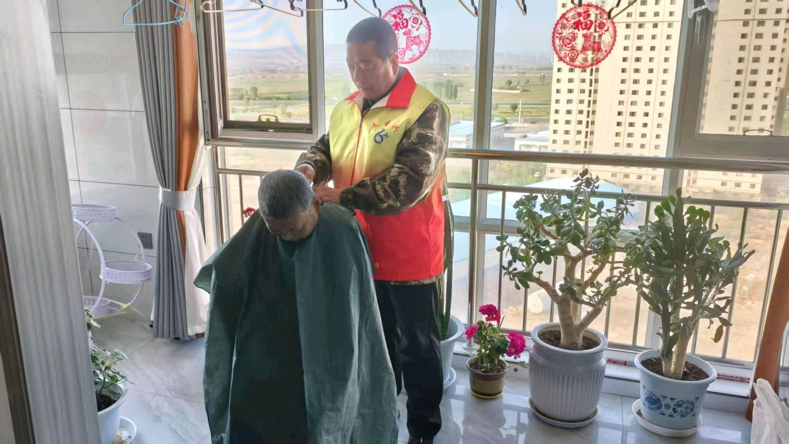 志愿温情暖人心 爱心服务传真情（图3）