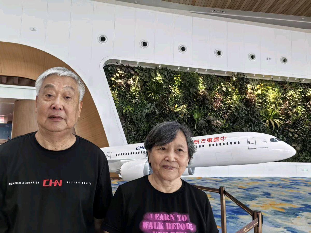 七言排律诗 南 国 匝 月 辞一一南国行之二十二/作者：李庆明（图16）