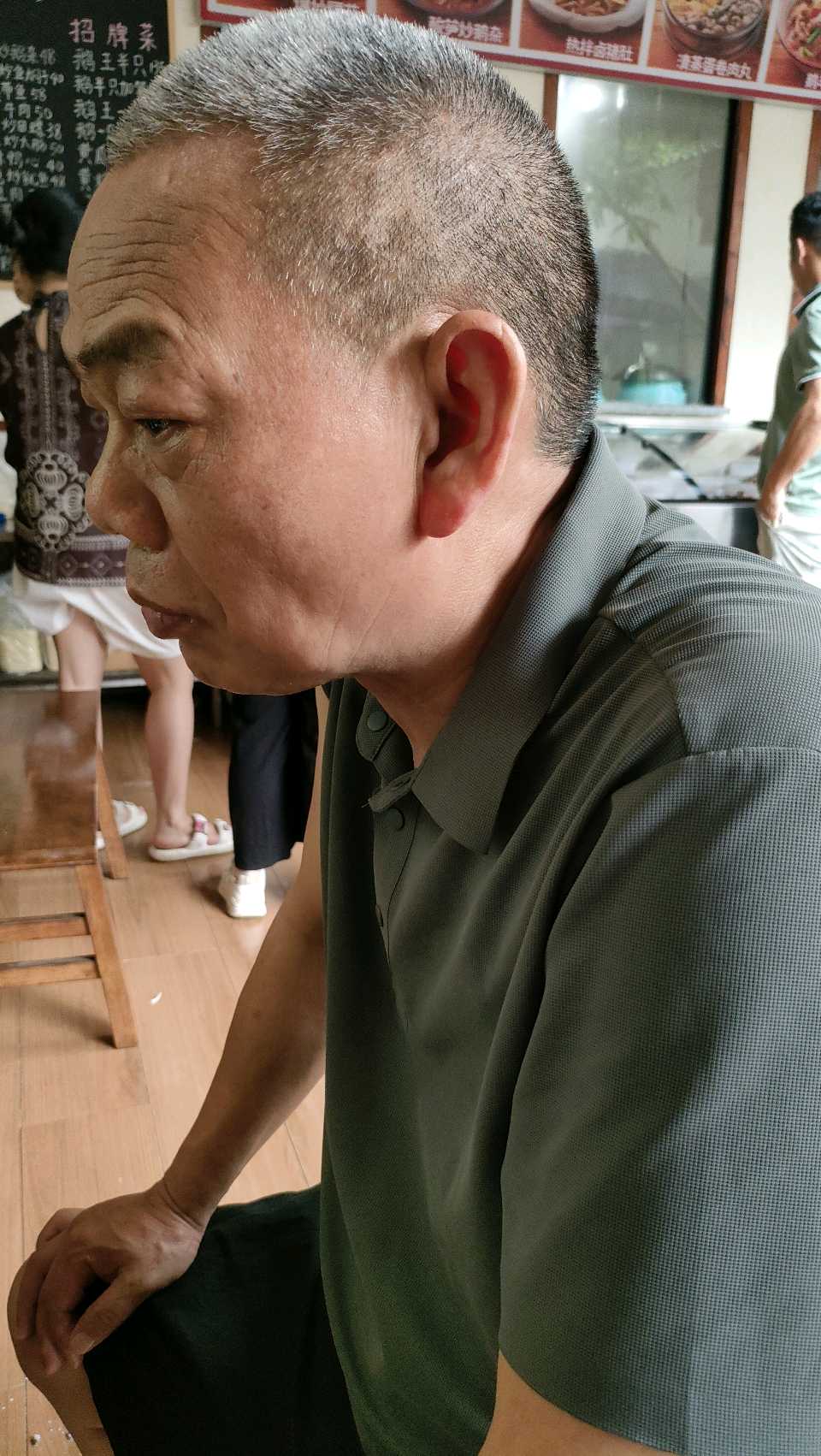 在赣州章贡渡口路，可以吃到最地道的“南雄鹅王”！（图7）
