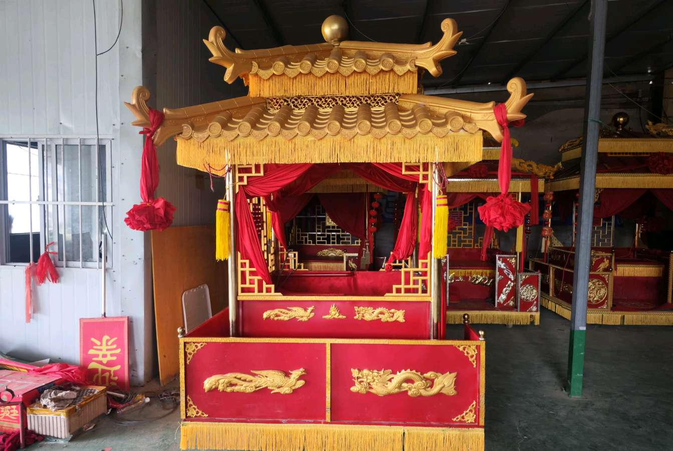 匠心造花轿 古韵润乡俗——新蔡赵家班巧手复刻古轿，百年民俗再焕活力（图4）