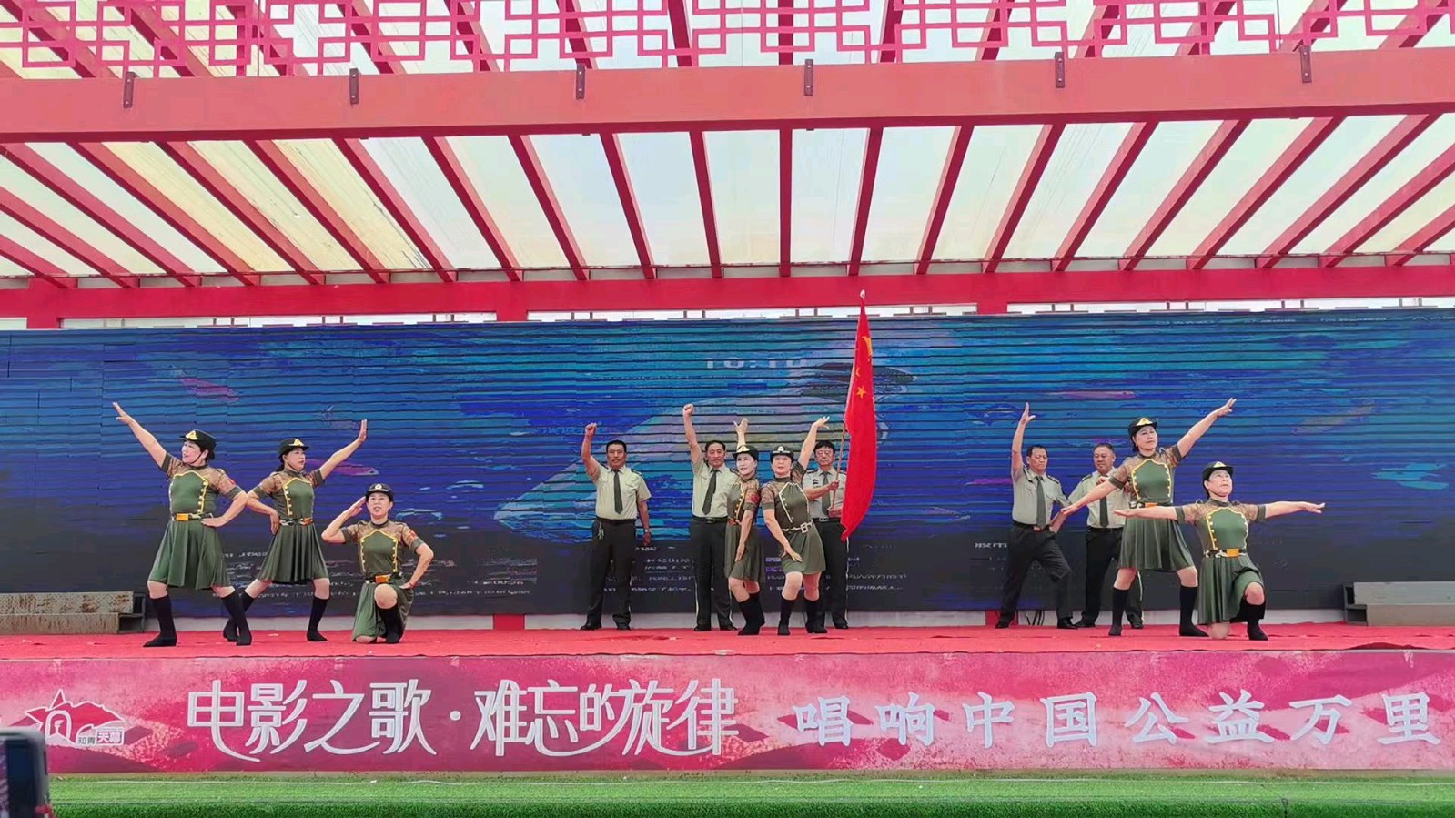 红色古镇传薪火 经典文艺润民心（图6）