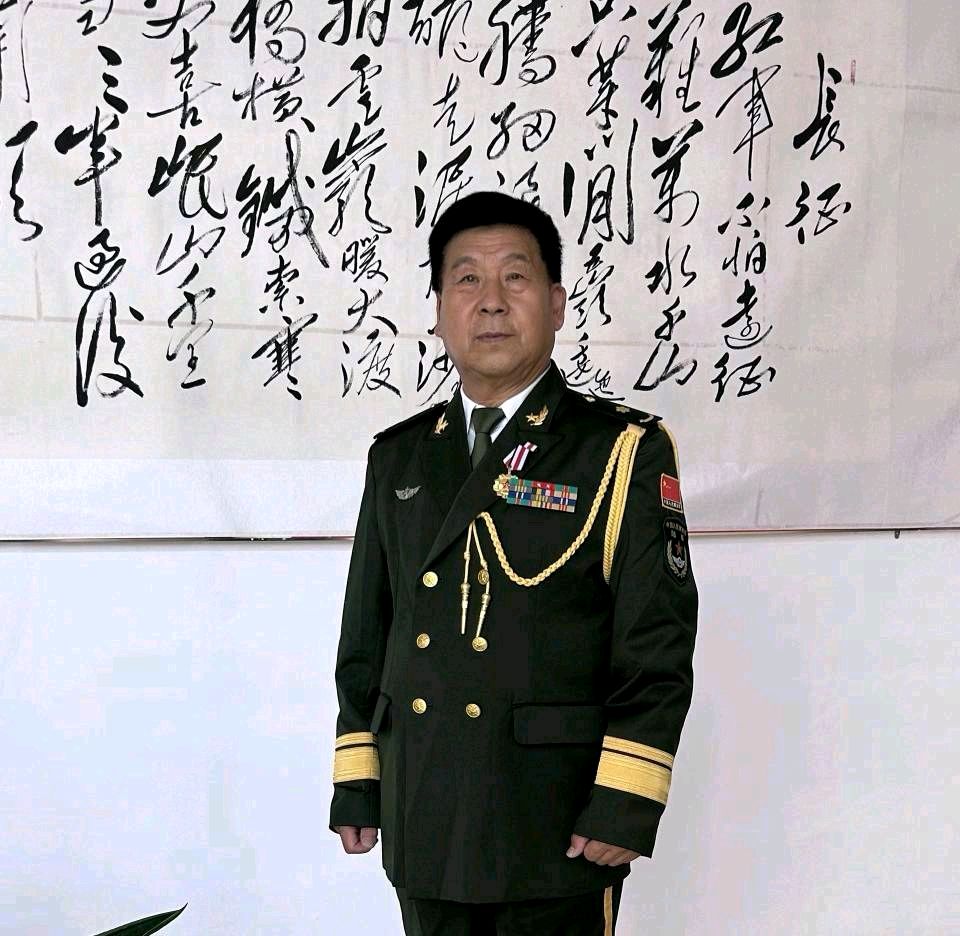 【当代文艺】《春江秋晓，初心不忘——听姜晓在八一晚会上演唱》作者：关民（图10）