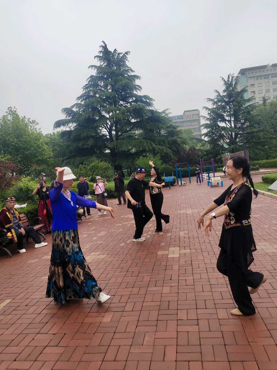 七绝 抱龙河畔承蒙天福雄风(押赓韵)（图8）