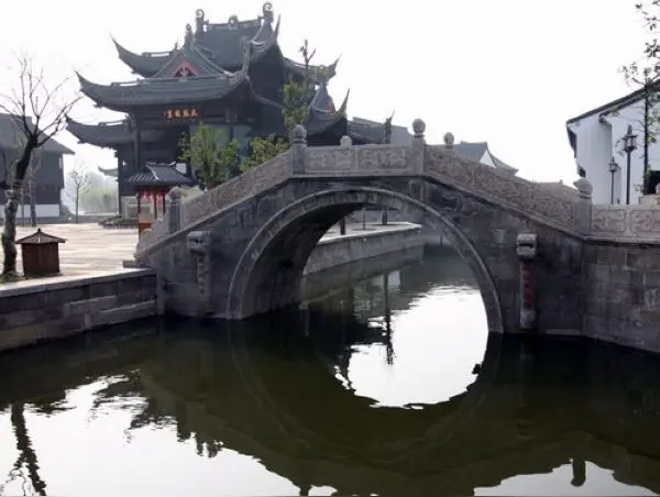 微型散文诗《百年鲁镇 一地风霜》（图3）