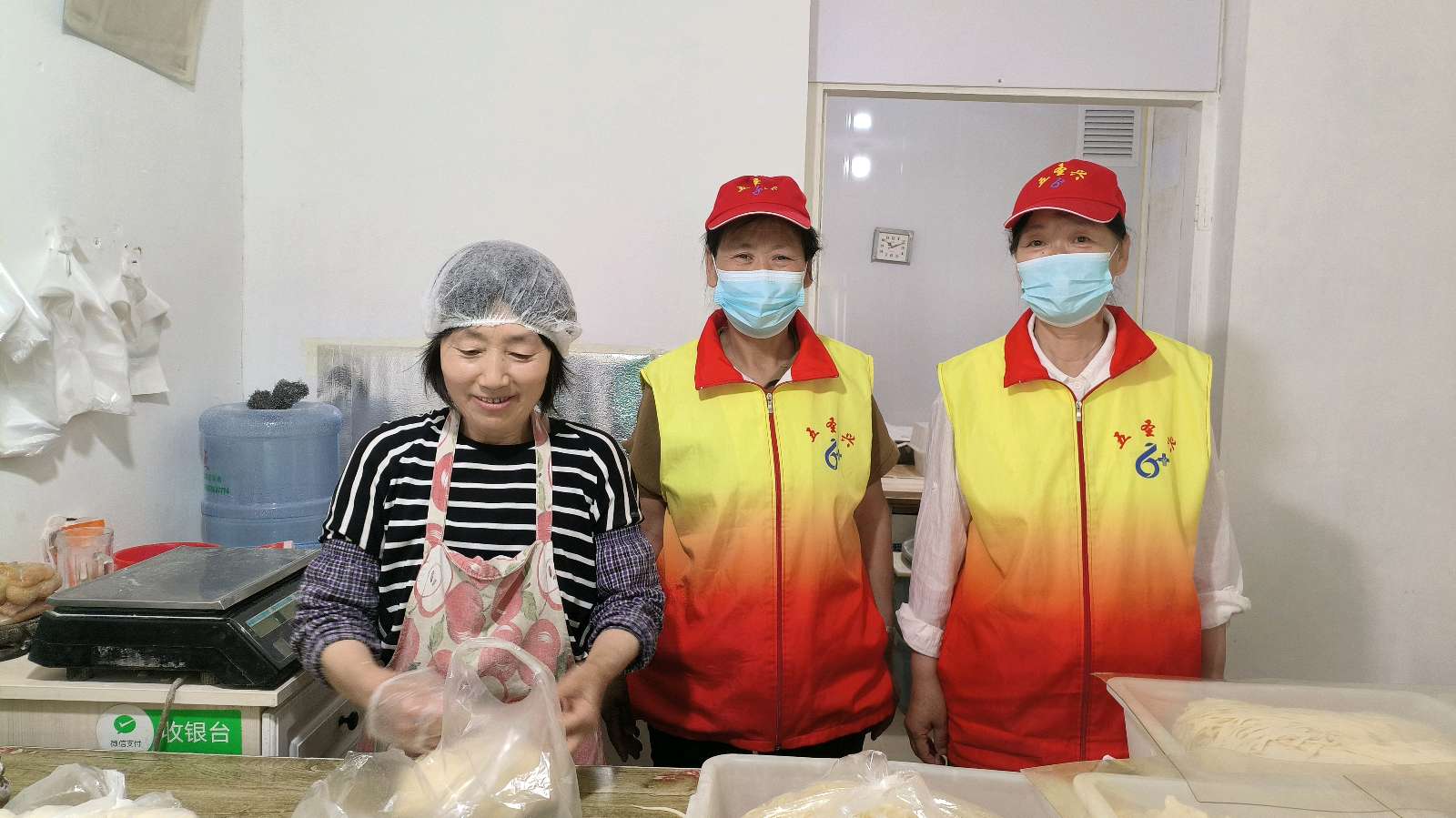 志愿调研进面坊 助力解困暖心房