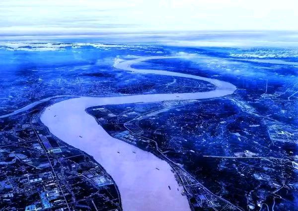 【荣耀中国】文学社*万菊芳现代诗第16期（图3）