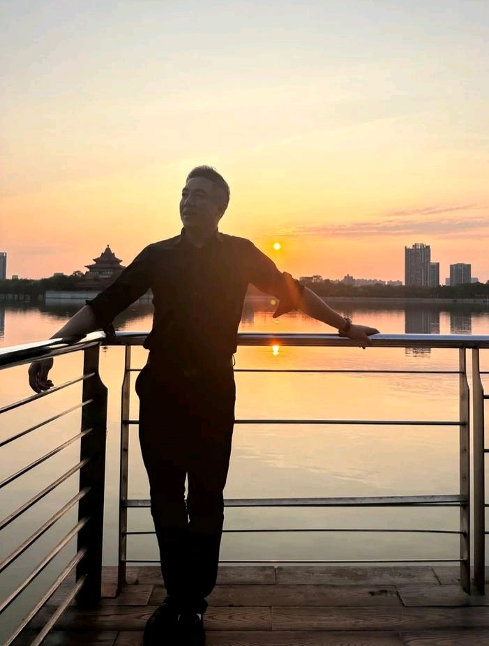 《高楼望夜，一念相思落满城》文/雨露 诵读/梦锁清秋（图6）