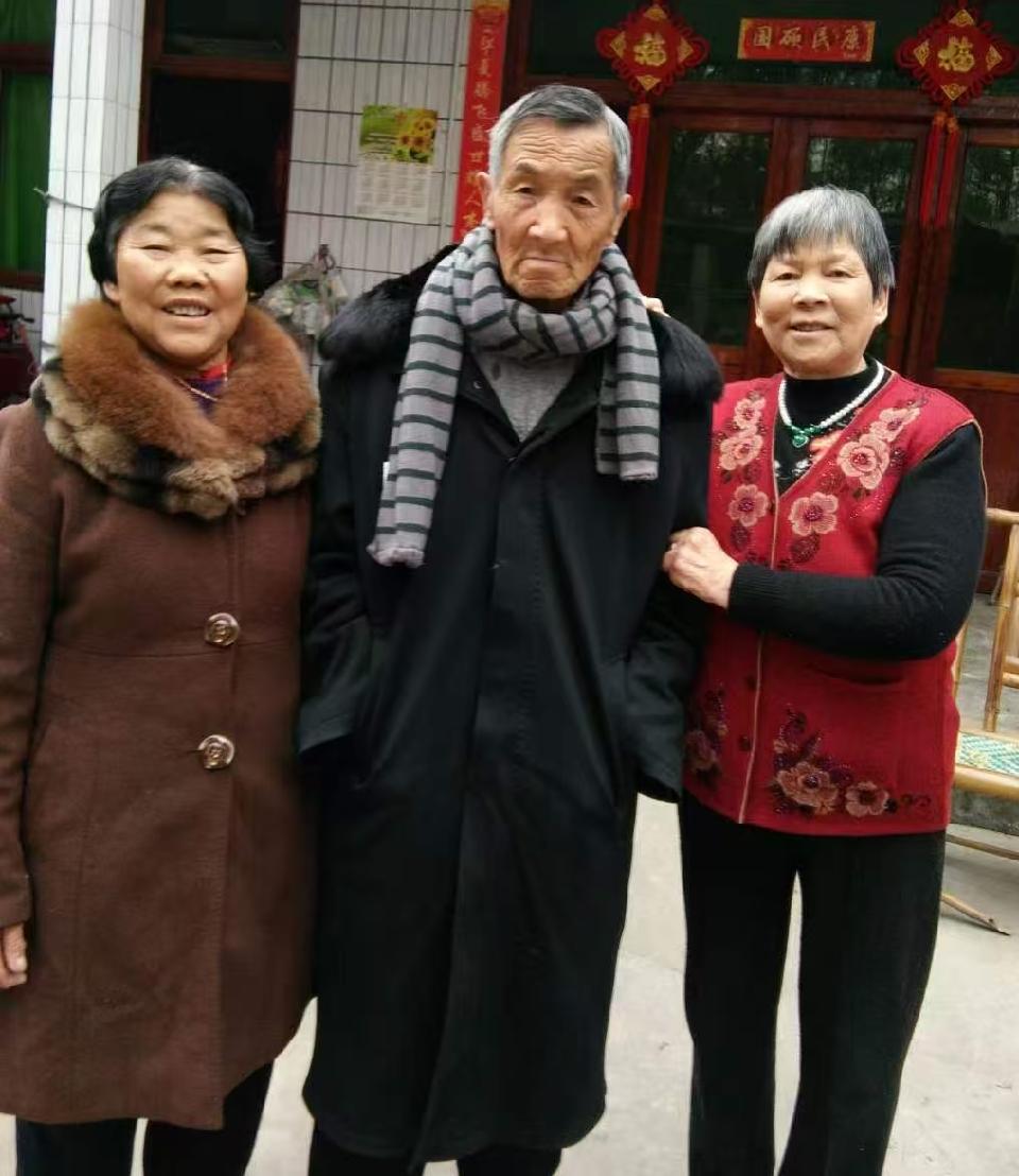 【乐天头条】文学社签约作家米义勇先生精品//双语散文诗·怀念我逝去的父母亲（图3）