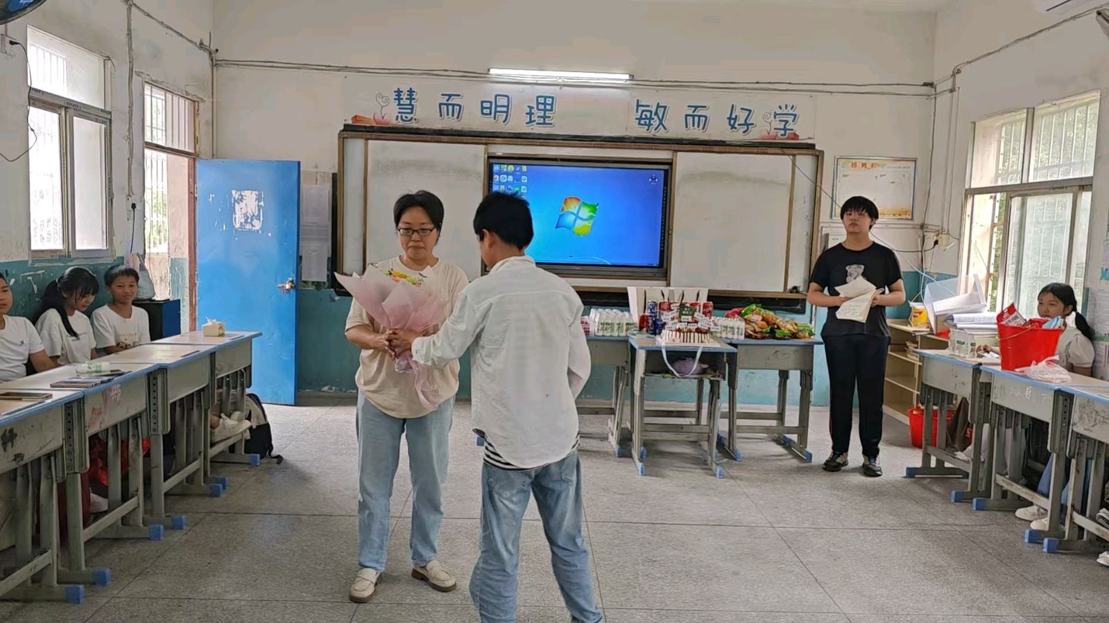 《七峰小学2026届毕业联欢》文/刘元强——湖北（图4）