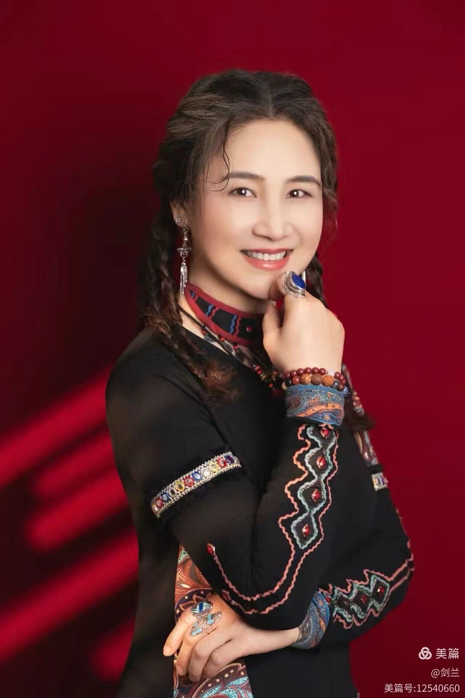 海外头条：《郑霞娟名家为鹿成君作品点评》作者||贾兰仙（图6）