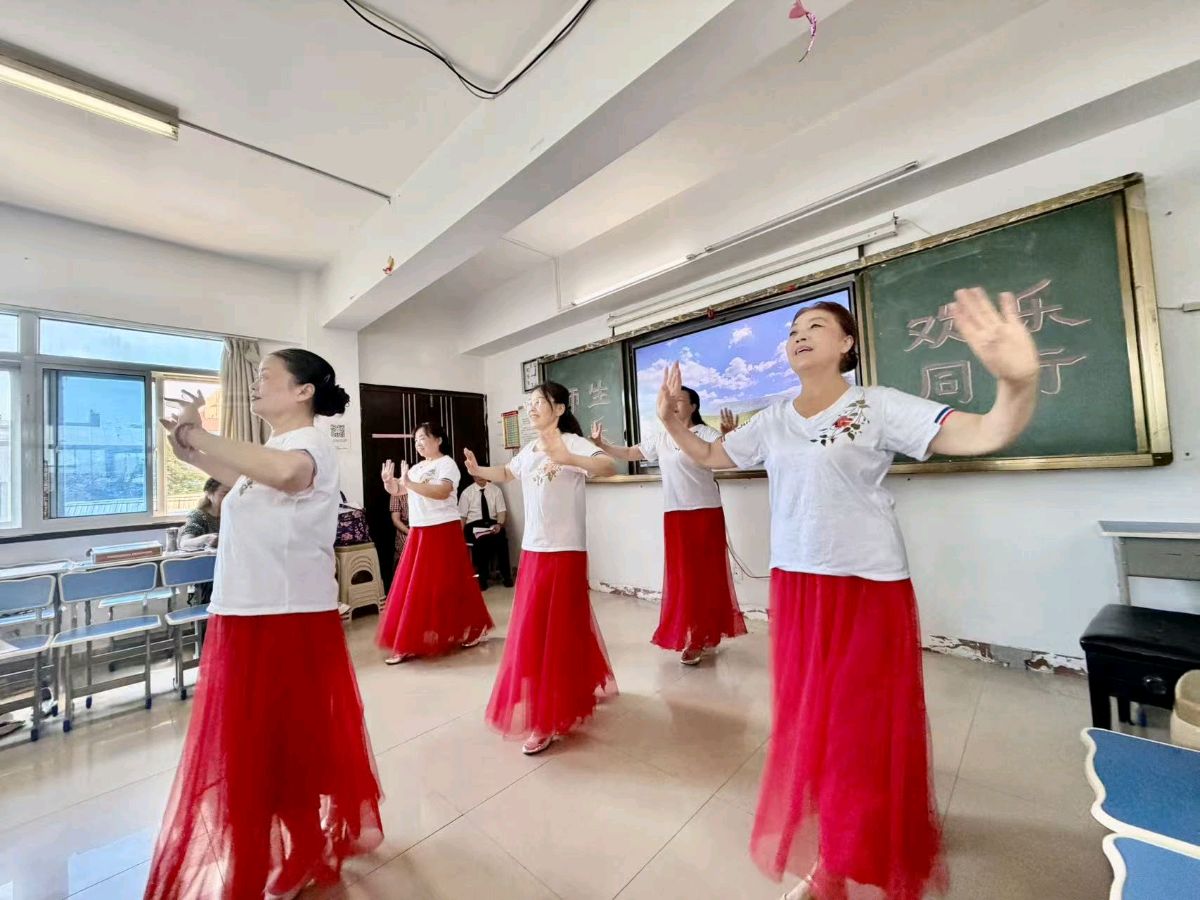 清江浦老年大学声乐三班2026年上学期期末联欢会（图4）