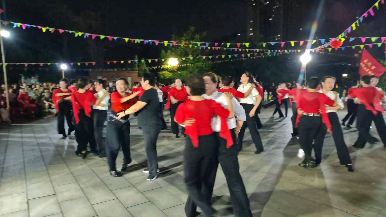 查国《武穴月塘群欣舞蹈队庆祝建党105周年联攻晚会圆满落幕》（图15）